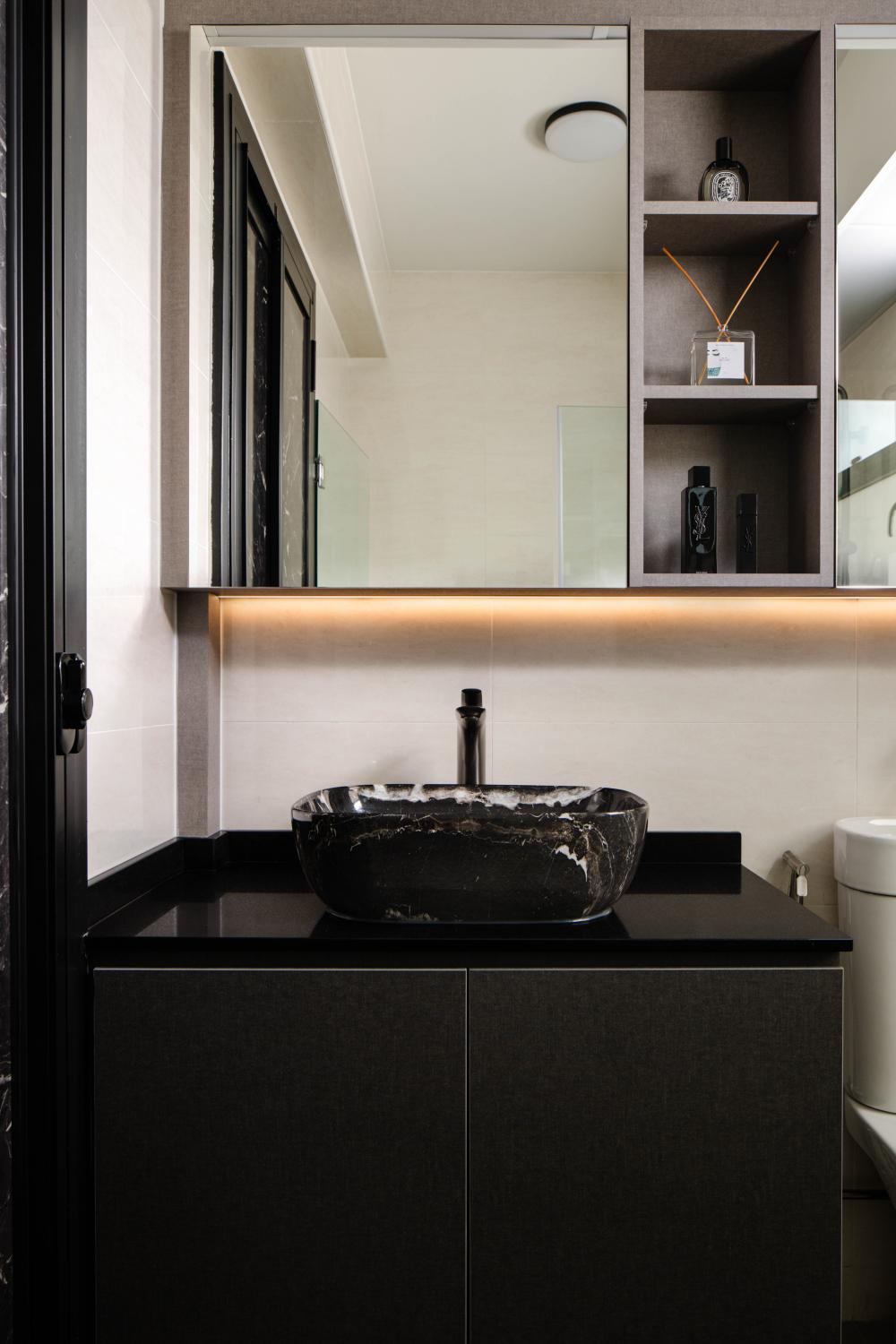 Modern Bathroom with Mirror and Bathroom Mirrors