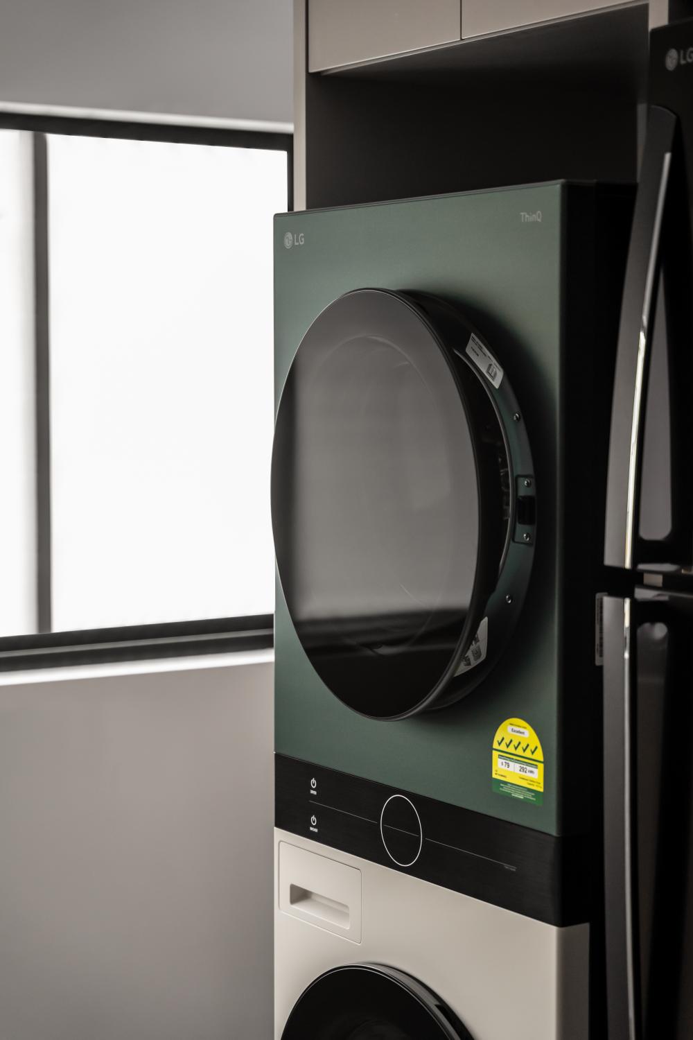 Contemporary Kitchen with Kitchen Window and Washing Machine
