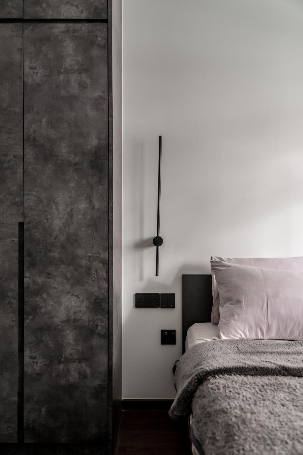 Contemporary Bedroom with Vinyl Flooring and Wardrobe