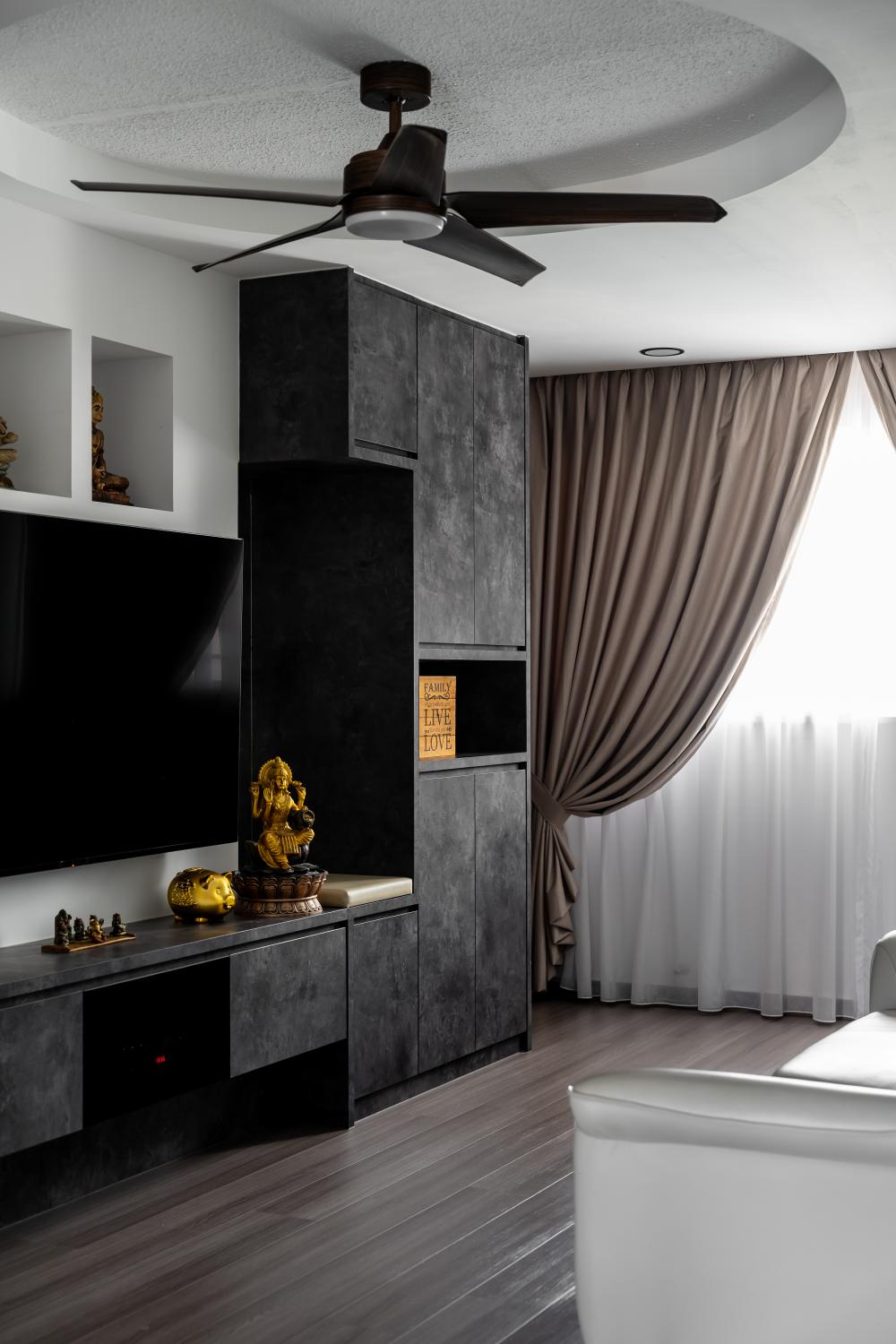 Modern Living Room with Vinyl Flooring and TV Console