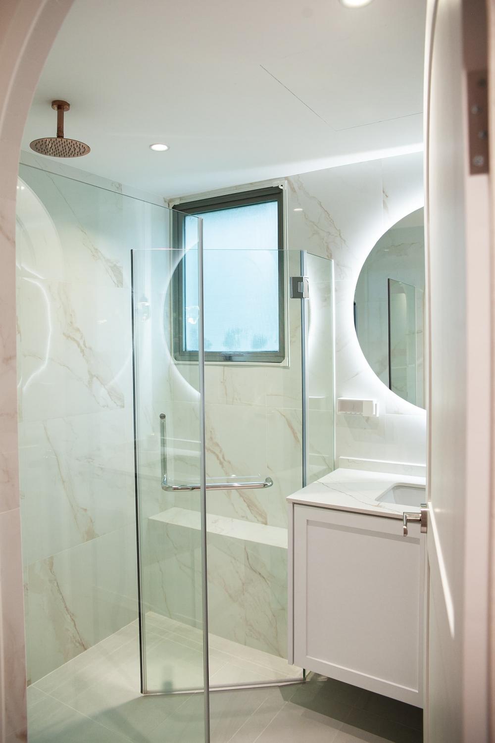 Contemporary Bathroom with Countertop and Mirror