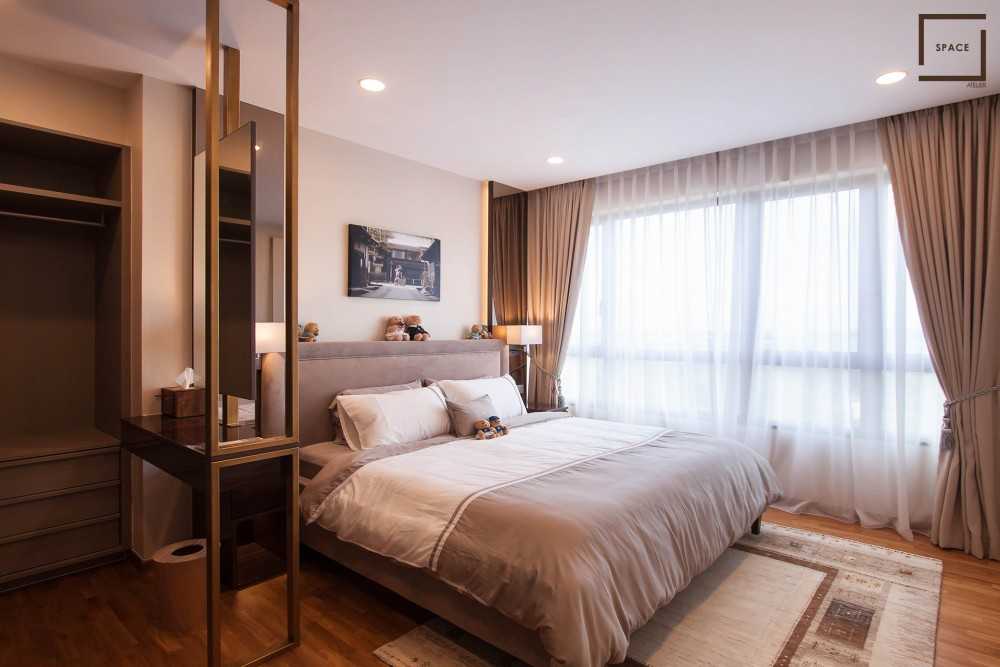 Asian Bedroom with Wardrobe and Sliding Wardrobe