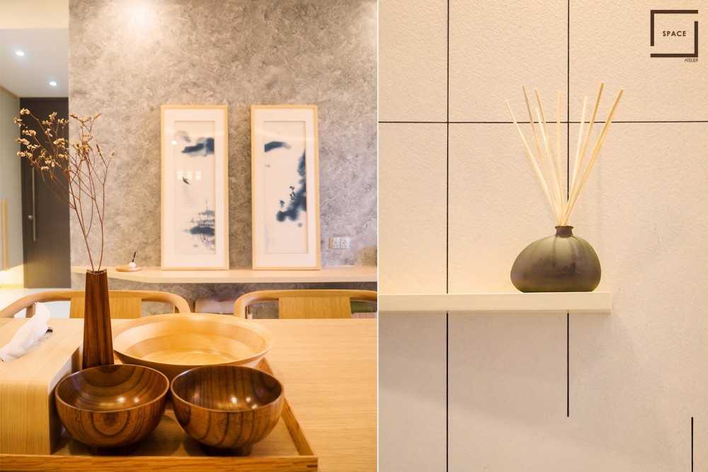 Asian Entryway with Doors and Screen