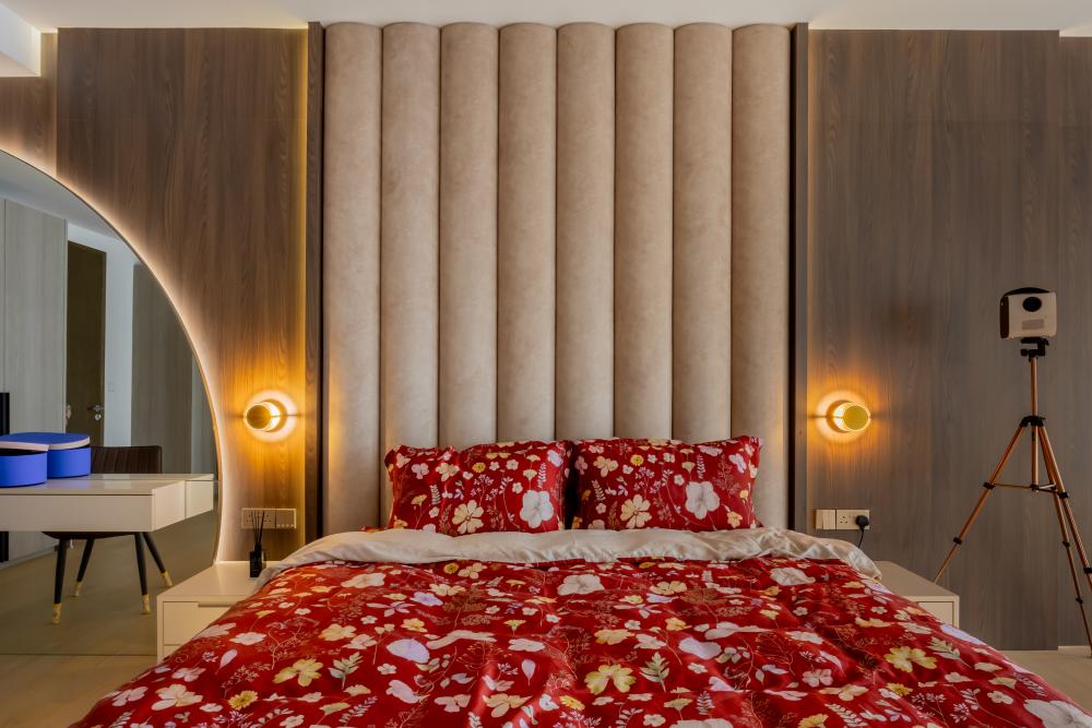 Contemporary Bedroom with Platform Bed and Bed