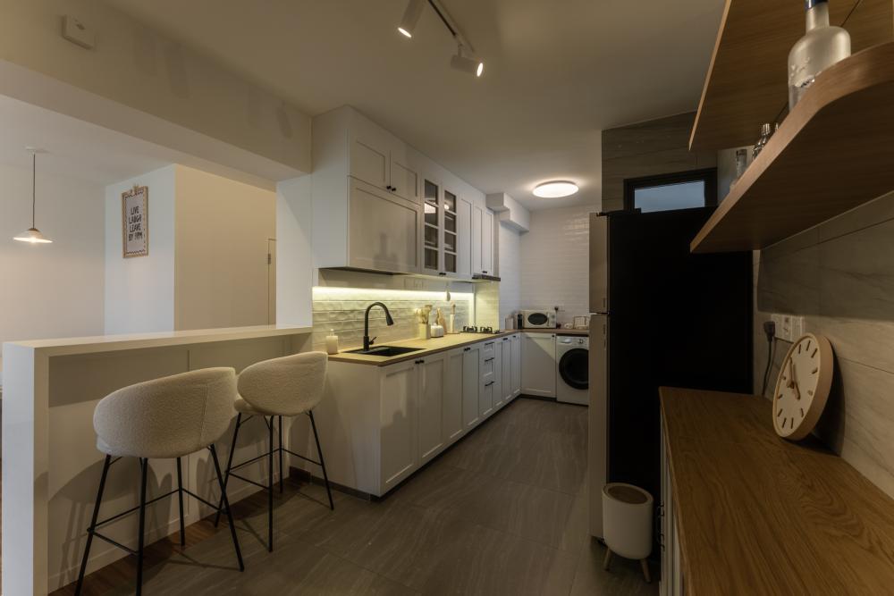 Country Kitchen with Kitchen Island and Open Kitchen