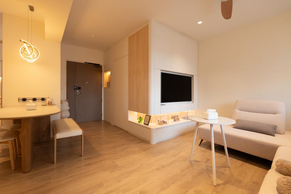 Scandinavian Living Room with Bookshelf and Vinyl Flooring