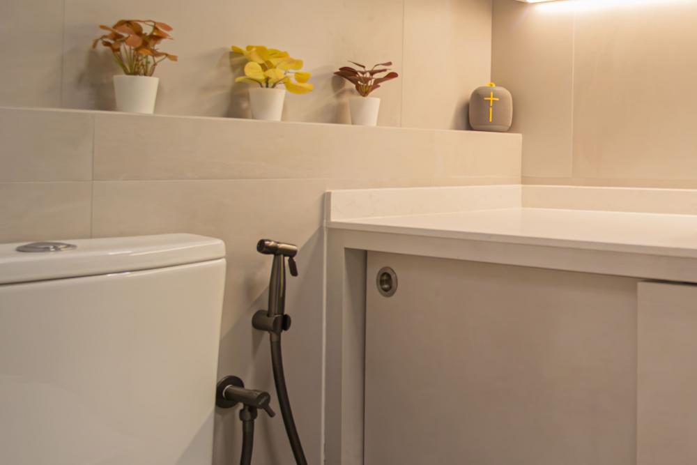 Modern Bathroom with Bathroom Storage and Bathroom Sinks