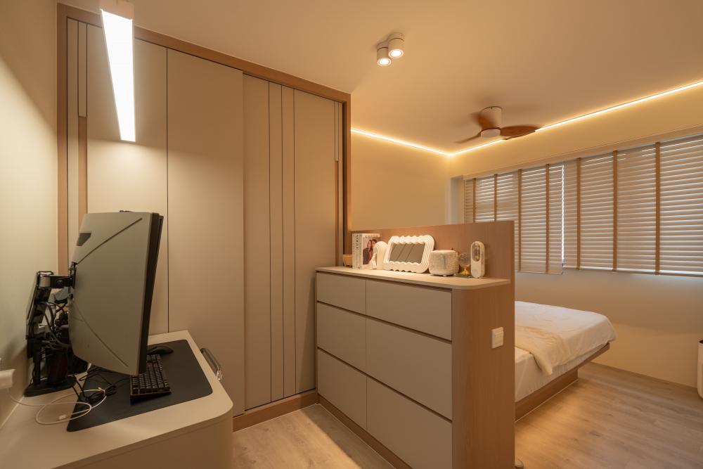 Scandinavian Bedroom with Vinyl Flooring and Queen Bed