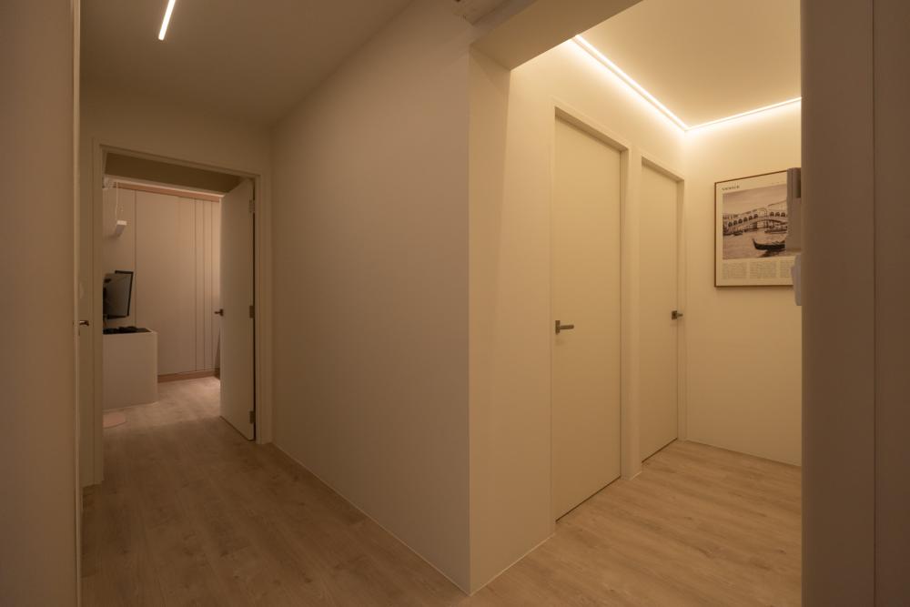 Scandinavian Foyer with Vinyl Flooring and Artwork