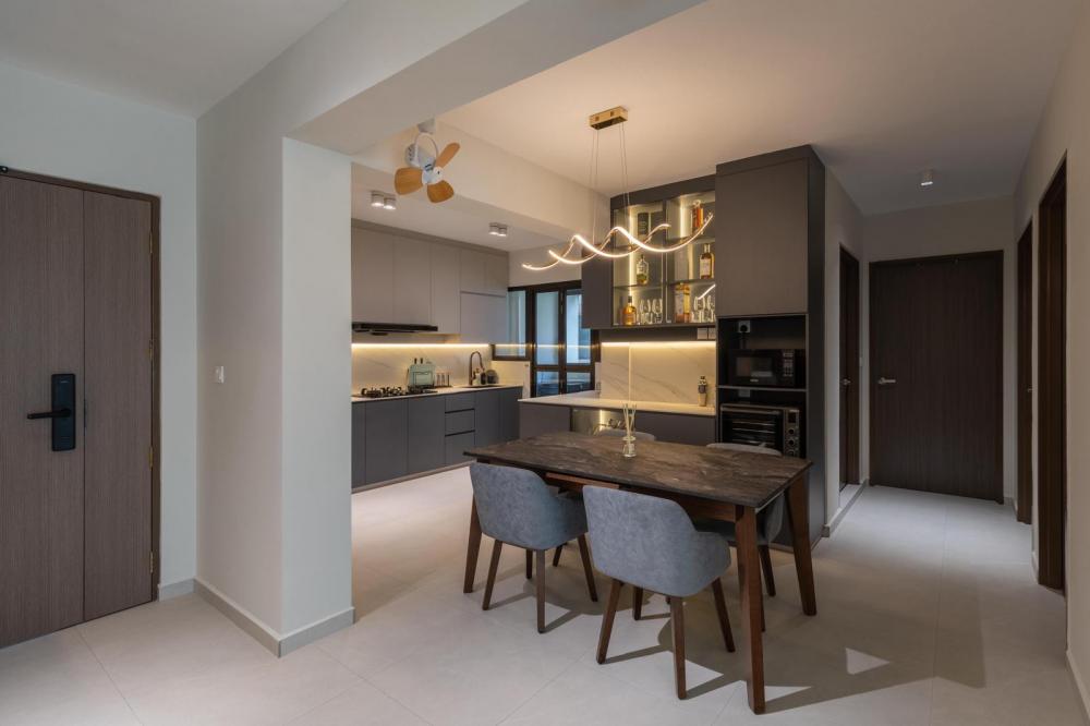 Modern Dining Room with Drop Light and Dining Table