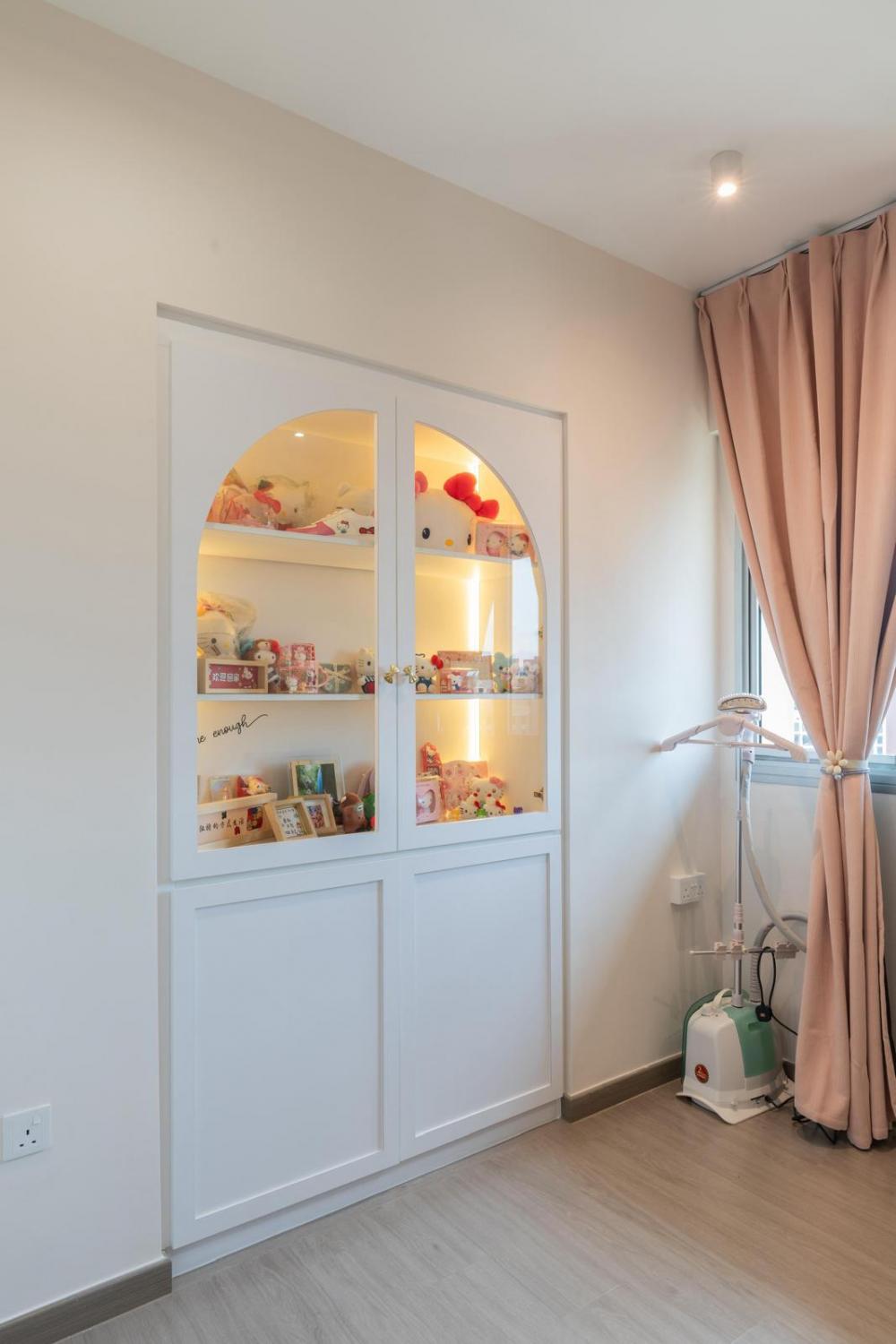 Contemporary Bedroom with Bookshelf and Vinyl Flooring