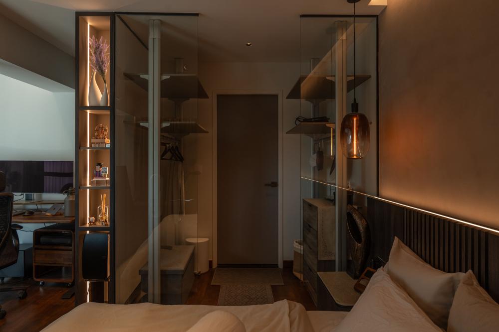 Modern Bedroom with Wardrobe and Queen Bed