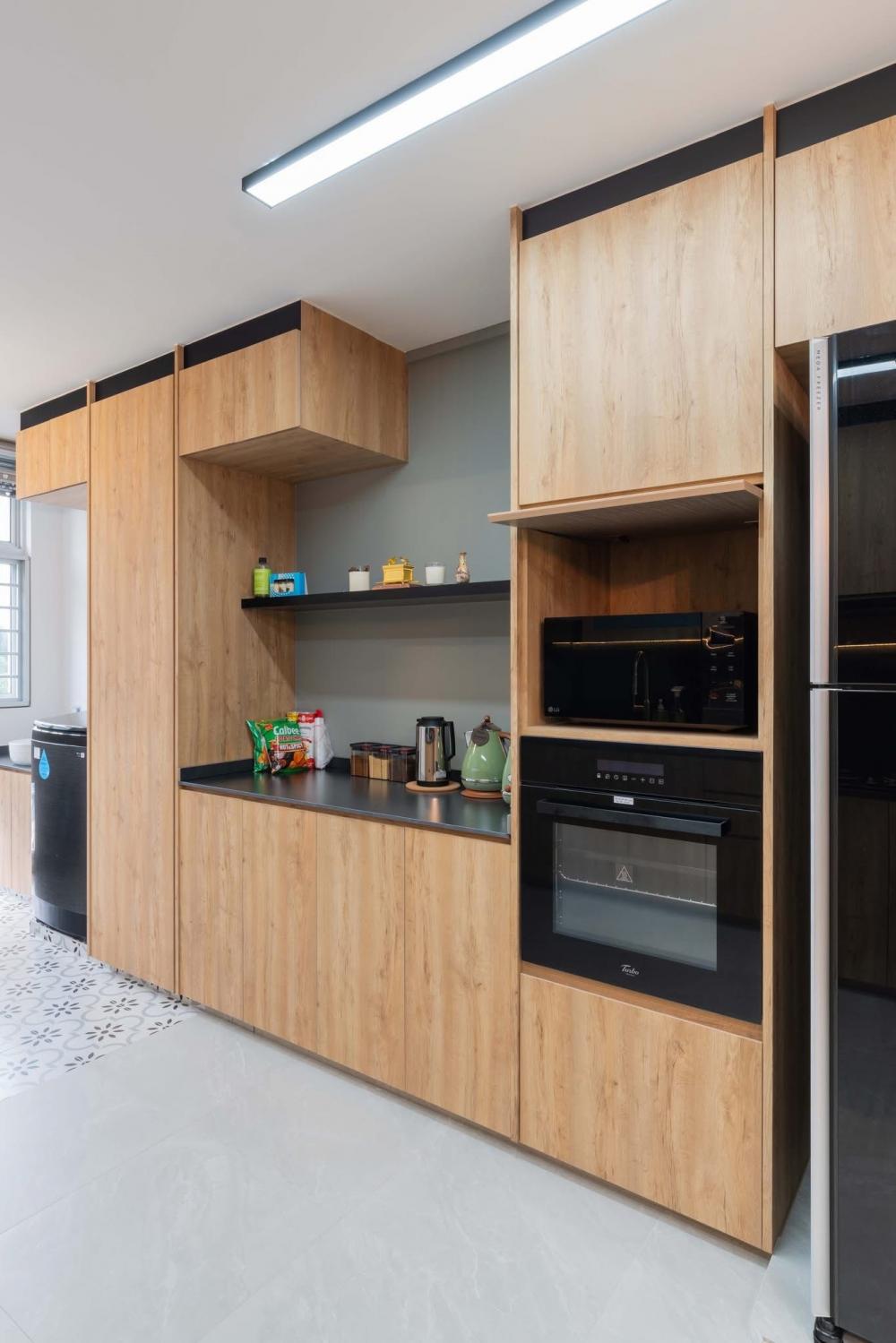 Vintage Kitchen with Countertop and Homogeneous Tiles