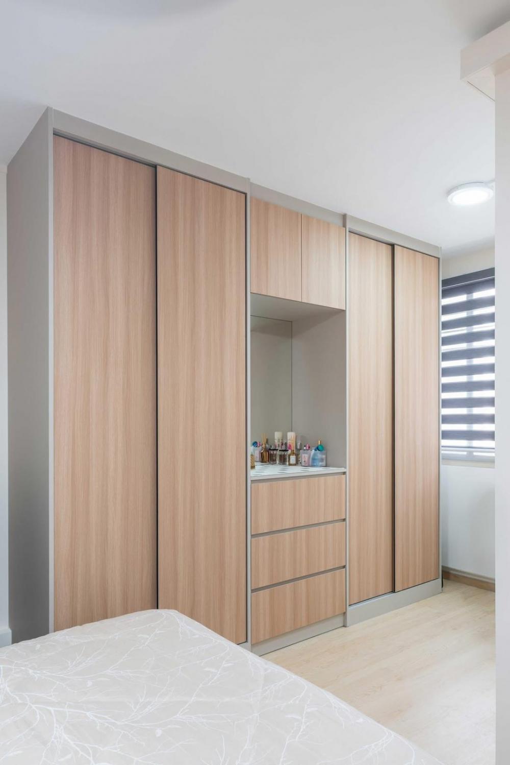 Contemporary Bedroom with Vinyl Flooring and Wardrobe