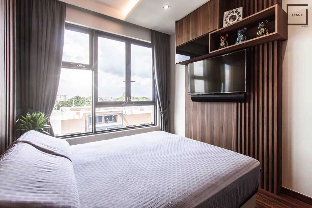 Scandinavian Bedroom with Vinyl Flooring and Ceiling Light