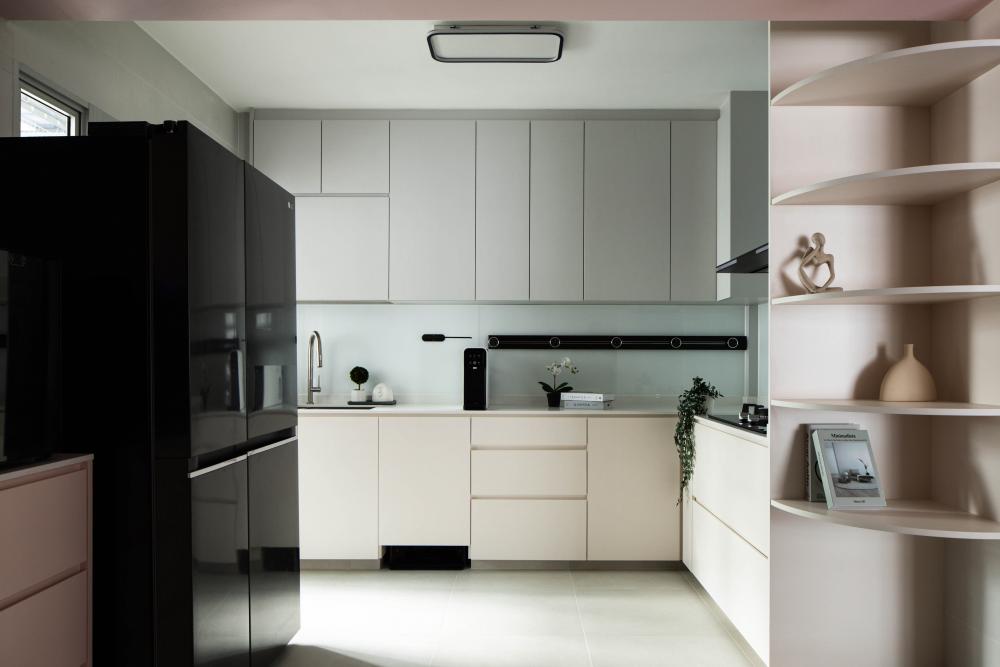 Modern Kitchen with Homogeneous Tiles and Open Kitchen