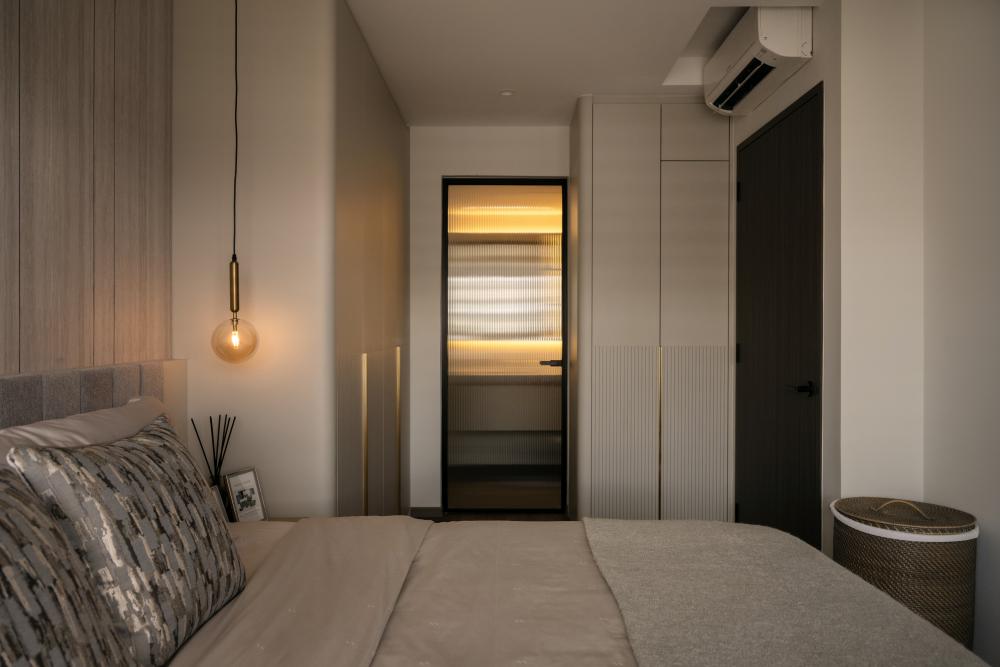 Modern Bedroom with Wardrobe and Sliding Wardrobe