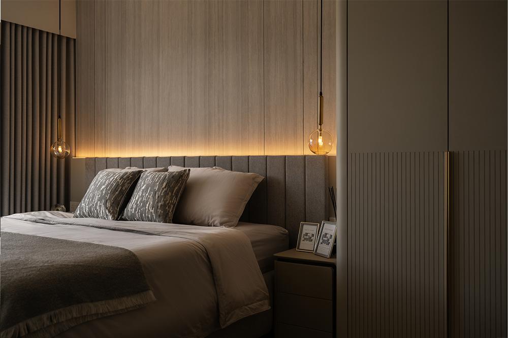Modern Bedroom with Wardrobe and Sliding Wardrobe