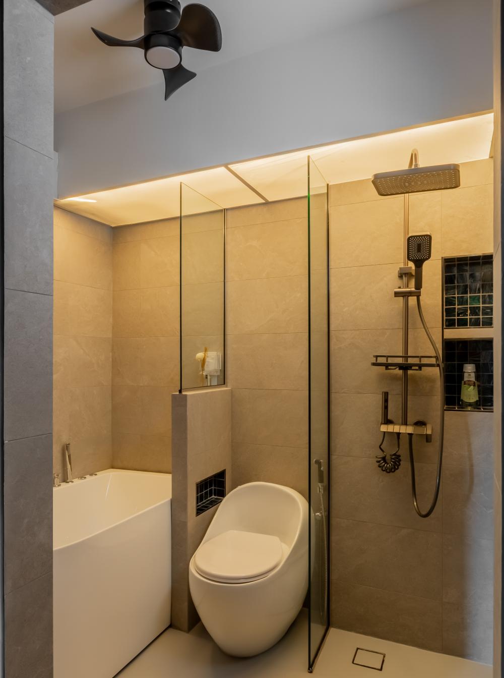 Modern Bathroom with Homogeneous Tiles and Bathtub