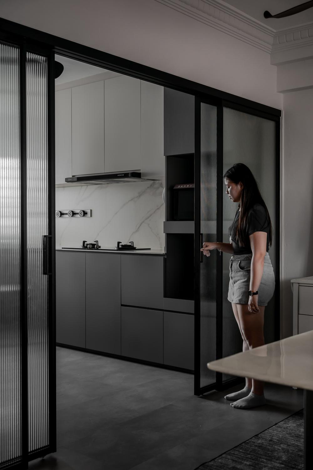 Modern Kitchen with Countertop and Vinyl Flooring