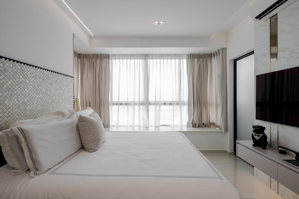 Modern Bedroom with Homogeneous Tiles and Feature Wall
