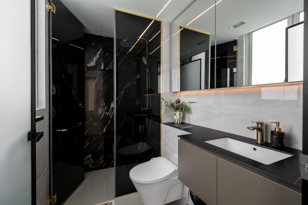 Modern Bathroom with Countertop and Homogeneous Tiles