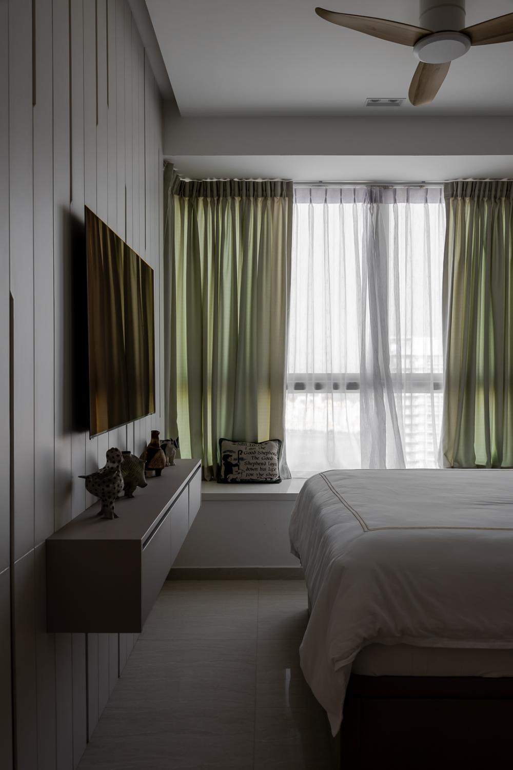 Modern Bedroom with Homogeneous Tiles and Feature Wall