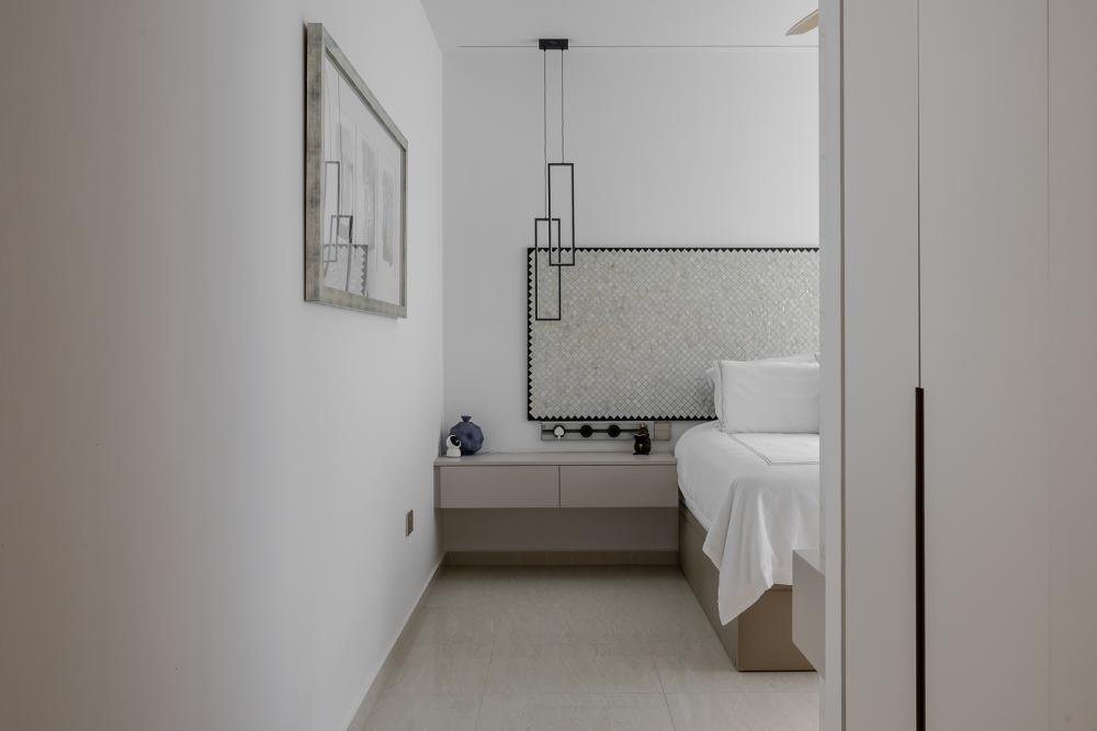 Modern Bedroom with Homogeneous Tiles and Drop Ceiling