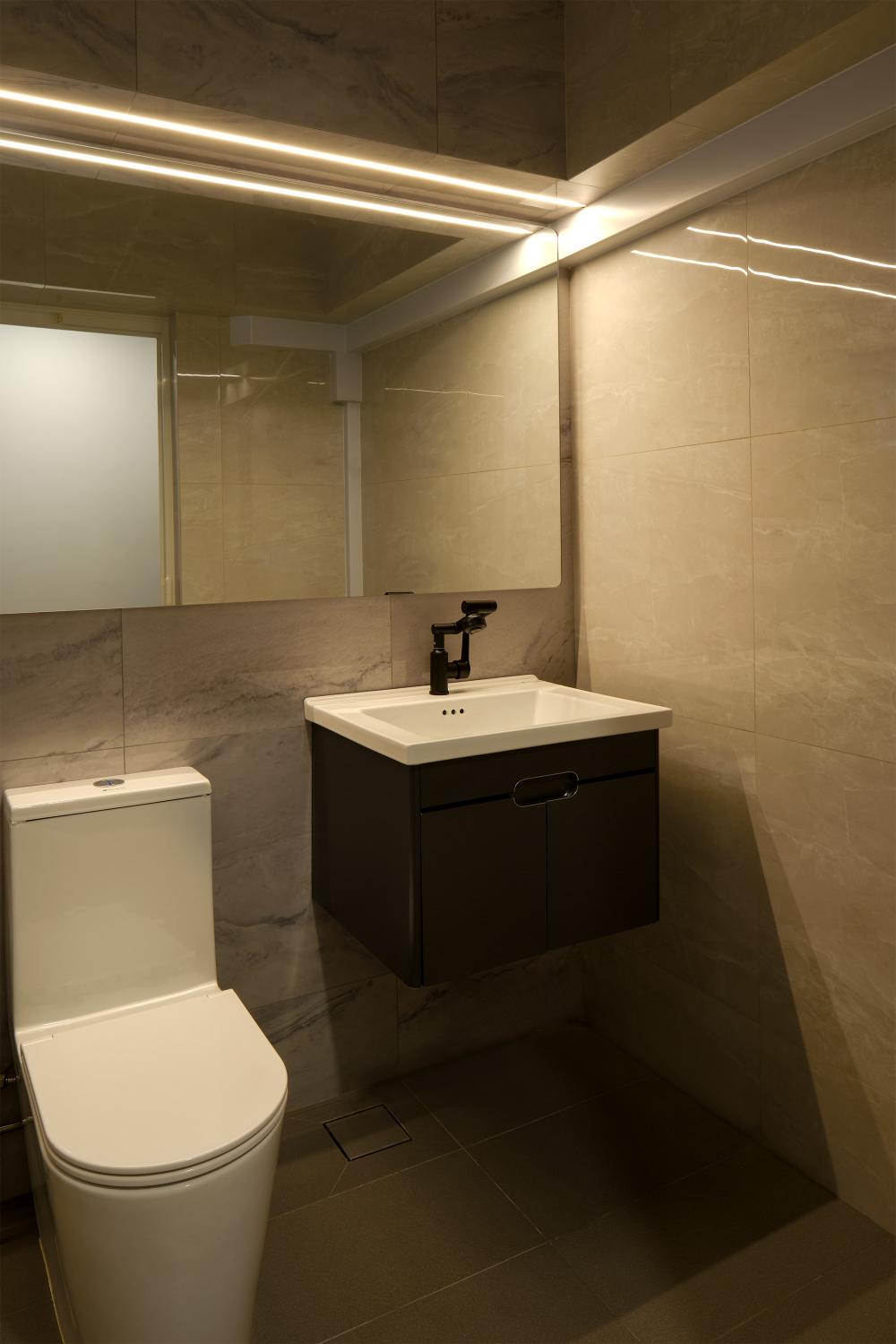 Contemporary Bathroom with Countertop and Homogeneous Tiles