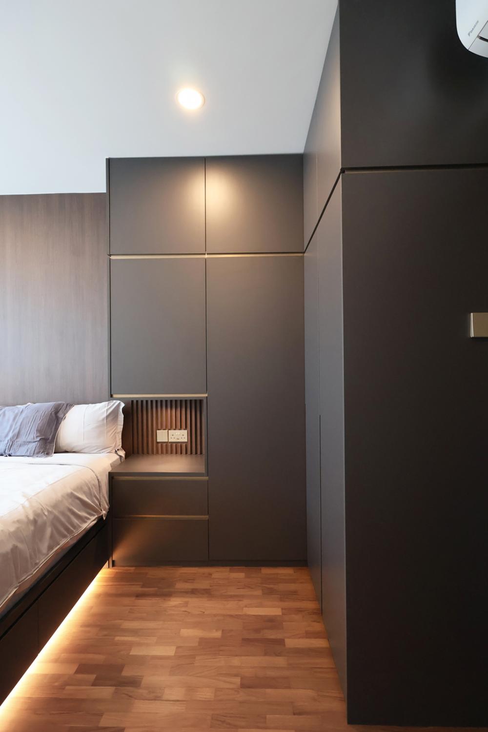 Modern Bedroom with Vinyl Flooring and Wardrobe