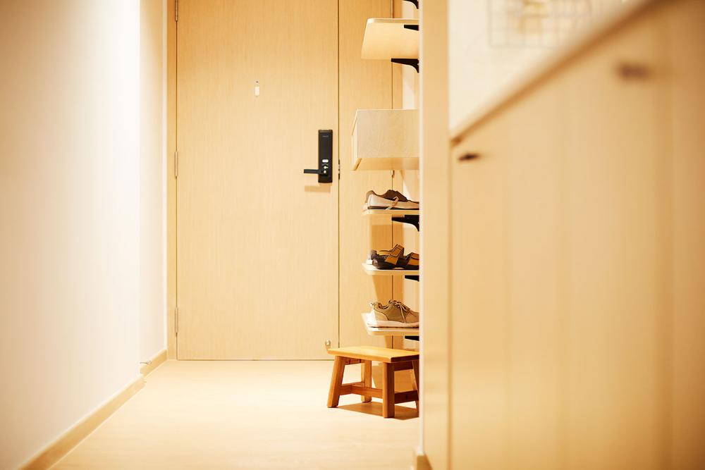 Minimalist Entryway with Shoe Rack and Shoe Cabinets