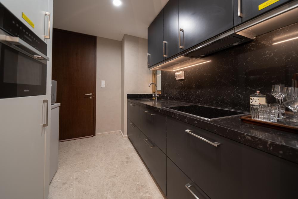 Modern Kitchen with Kitchen Island and Kitchen Accessories