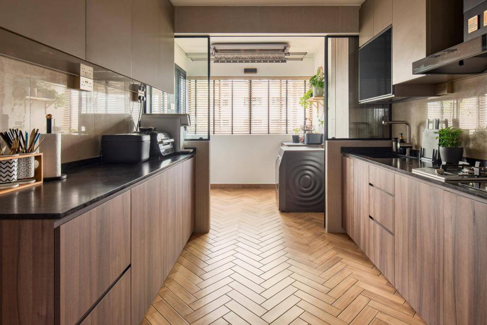 Contemporary Kitchen with Kitchen Accessories and Kitchen Cabinets