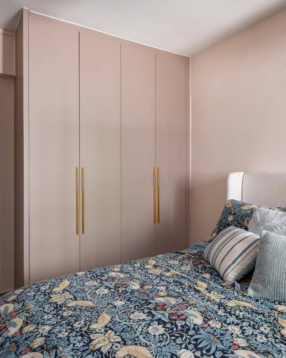 Contemporary Bedroom with Wardrobe and Bed