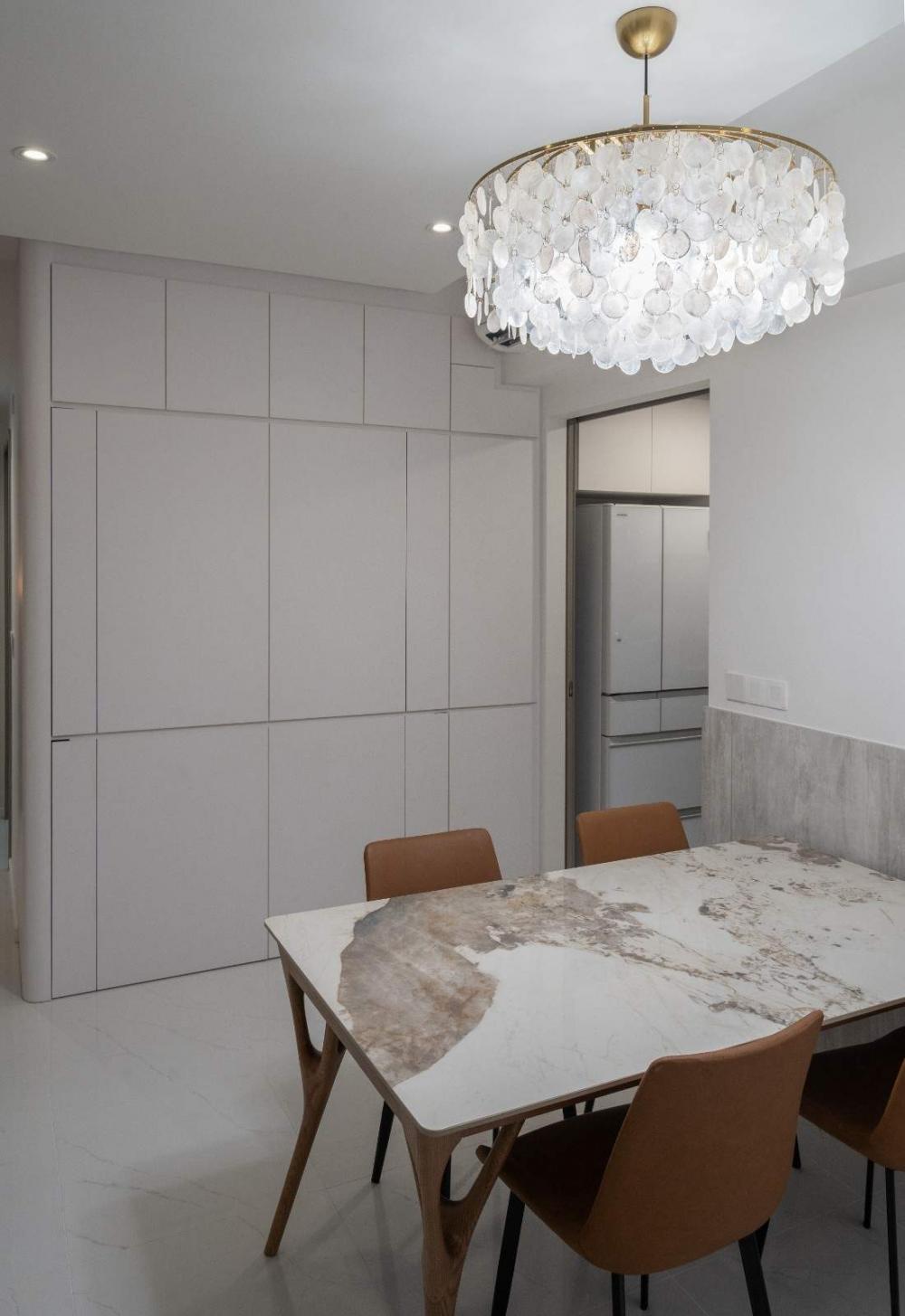 Modern Dining Room with Chandelier and Dining Table