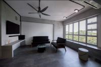 Industrial Resale 4-Room HDB by Goodman Interior