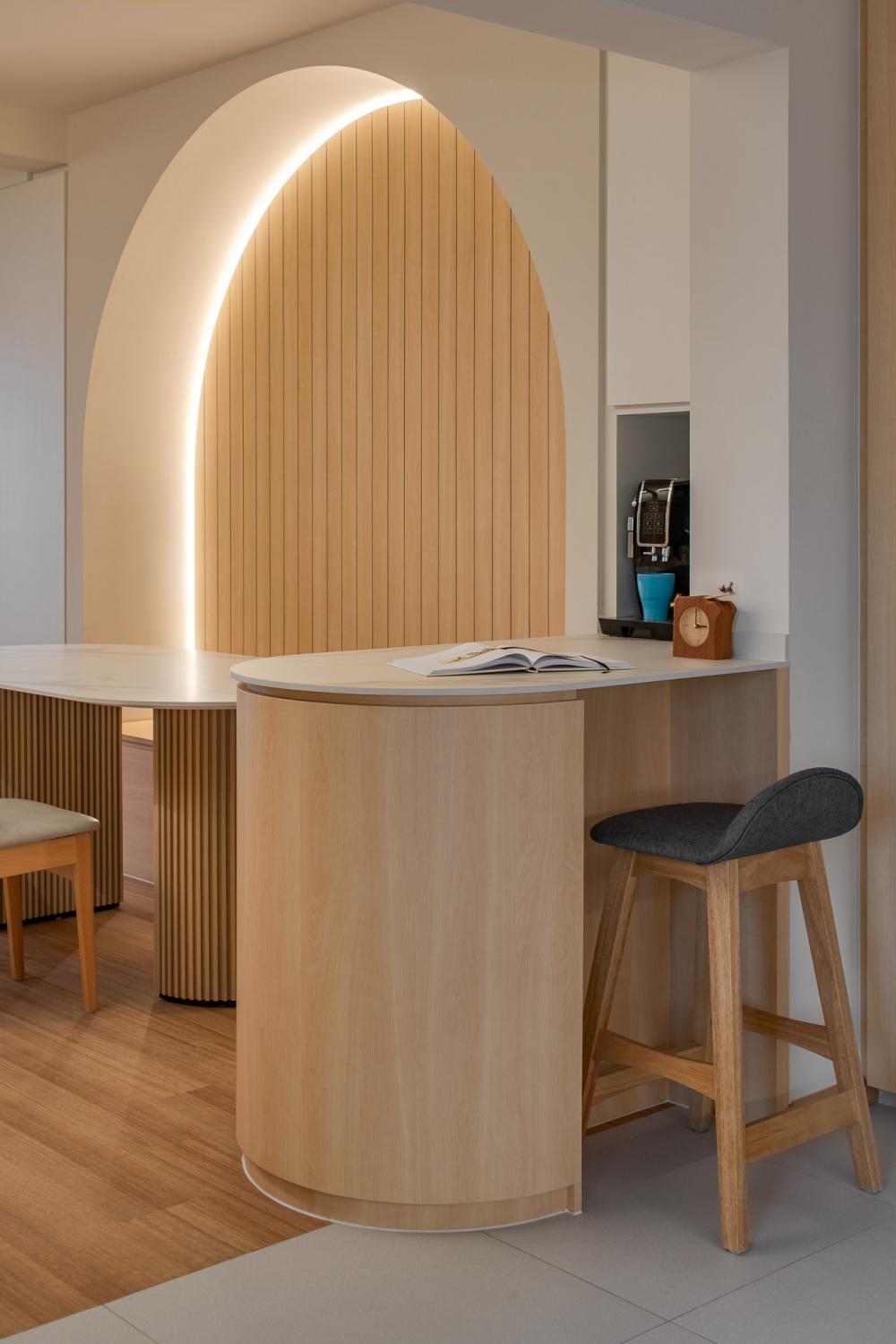 Scandinavian Dining Room with Feature Wall and Dining Table