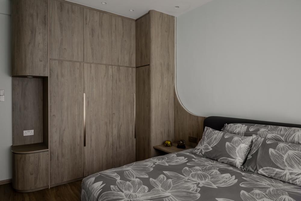 Modern Bedroom with Ceiling Light and Wardrobe