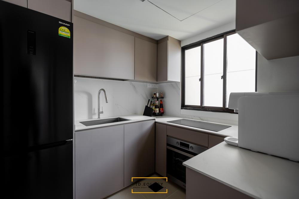 Contemporary Kitchen with Granite Floor and Marble Floor
