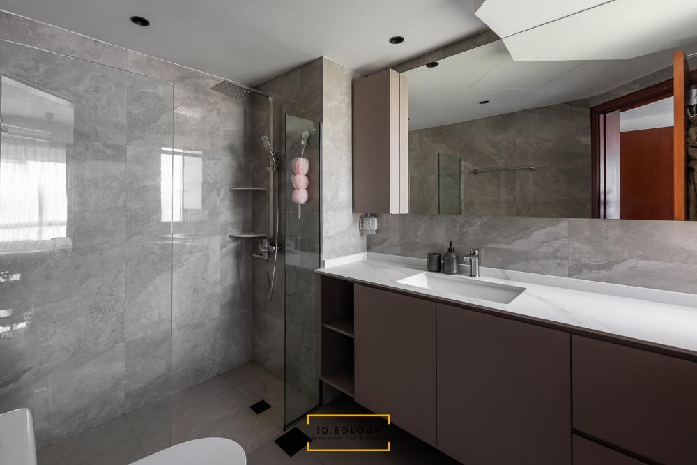 Contemporary Bathroom with Herringbone Tiling and Parquet Floor