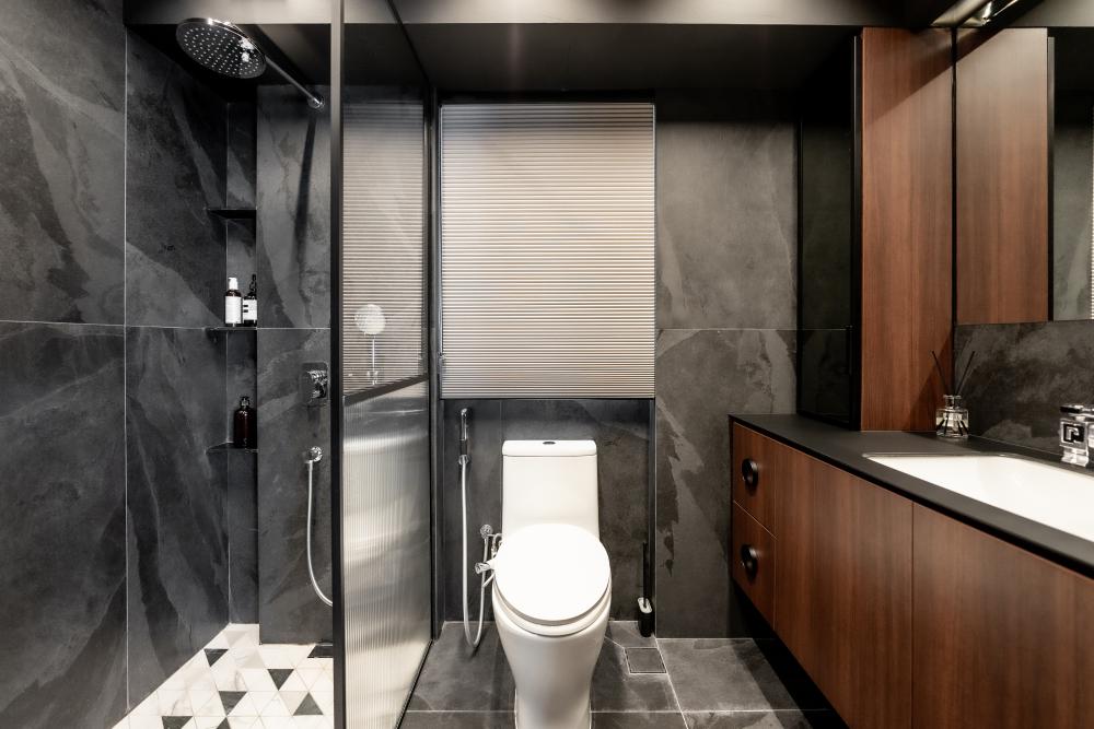 Minimalist Bathroom with Countertop and Homogeneous Tiles