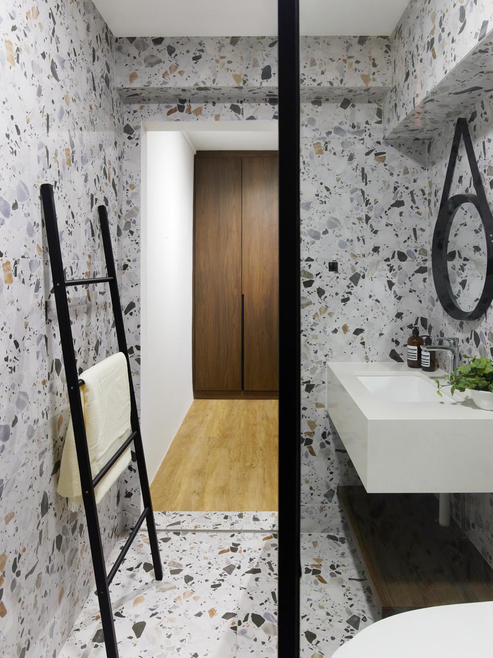 Modern Bathroom with Mirror and Shower Screen