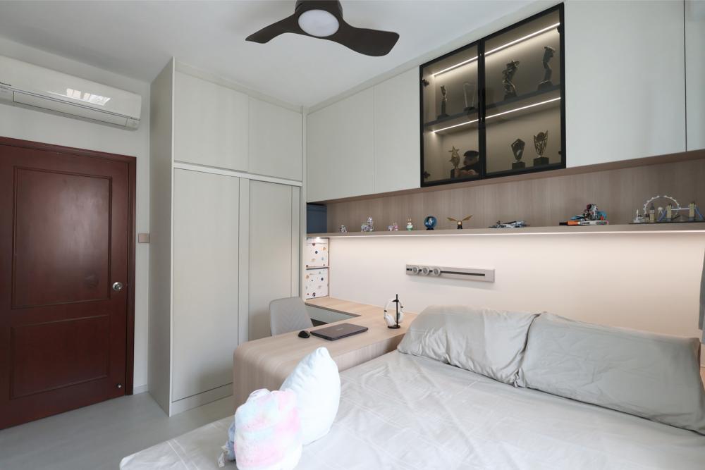 Minimalist Bedroom with Wardrobe and Sliding Wardrobe