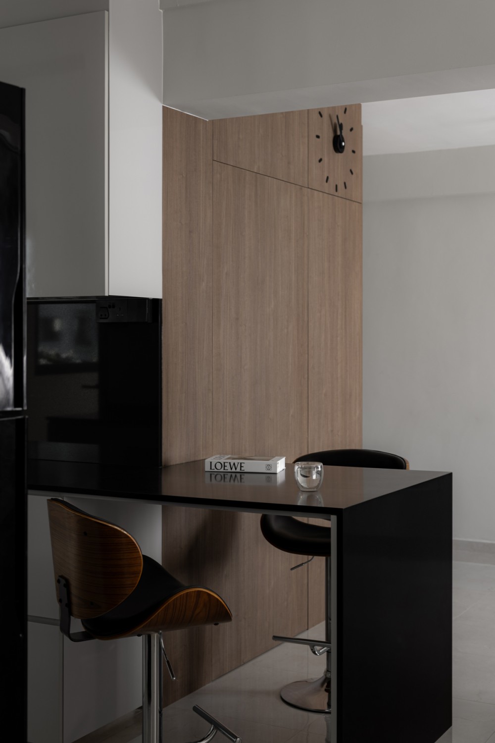 Contemporary Entryway with Countertop and Bar Counter