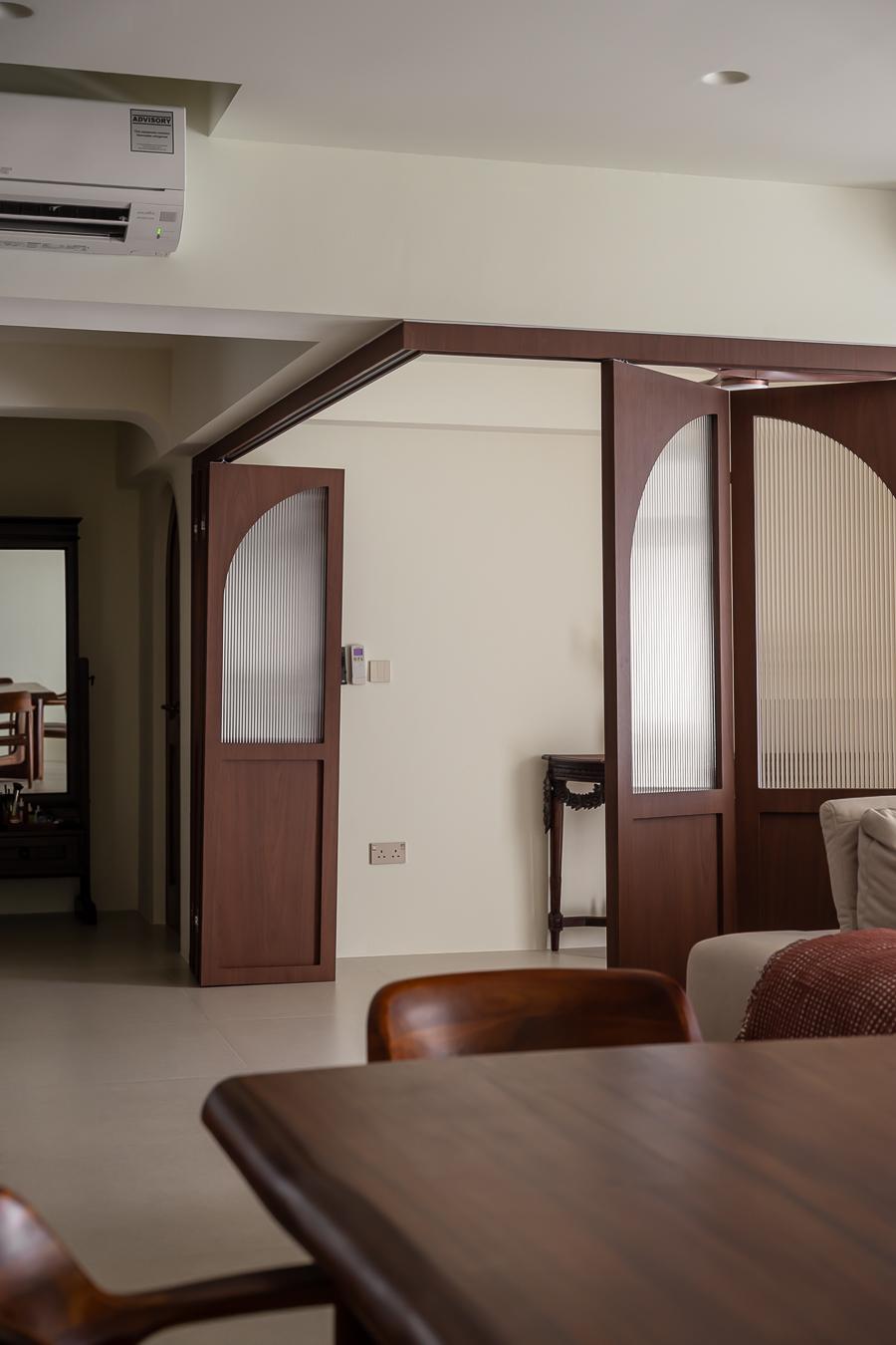 Vintage Living Room with Doors and Sliding Door