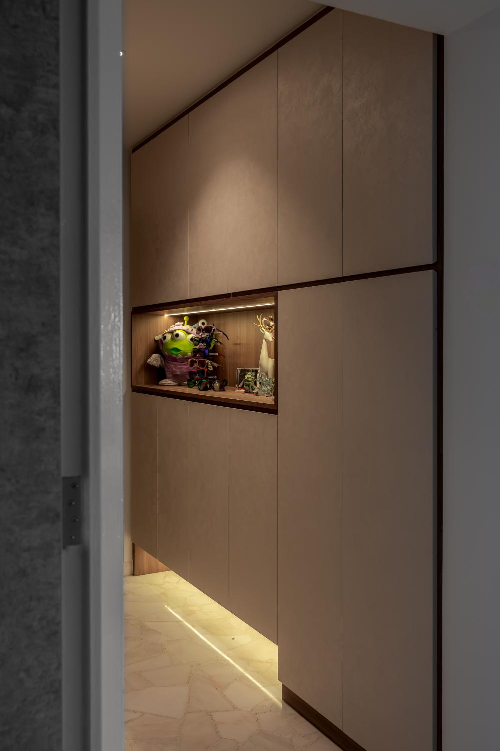 Contemporary Foyer with Marble Floor and Downlights