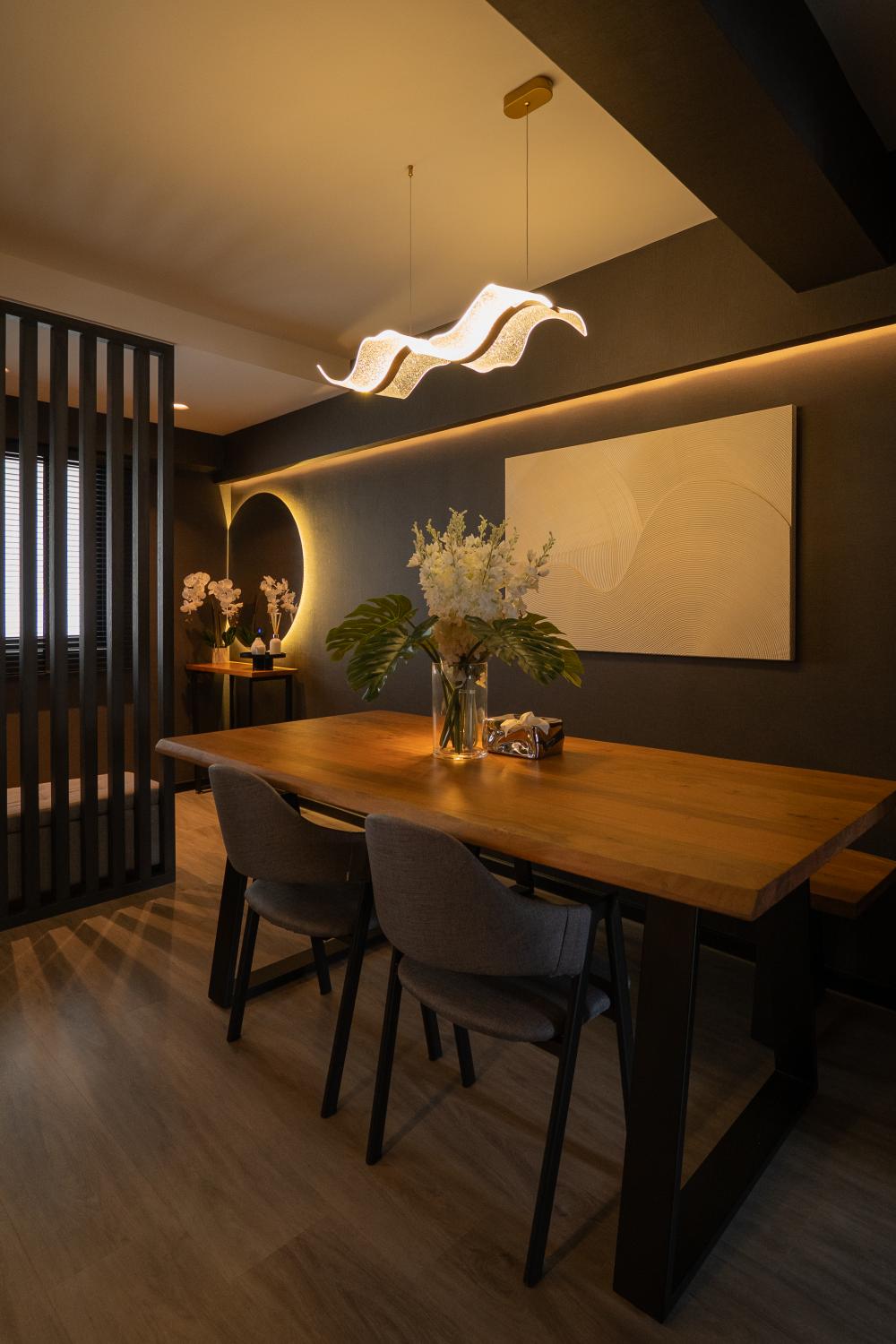 Modern Dining Room with Drop Light and Dining Table