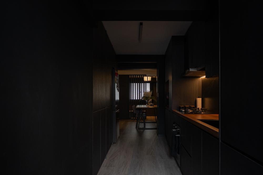 Modern Kitchen with Kitchen Window and Open Kitchen