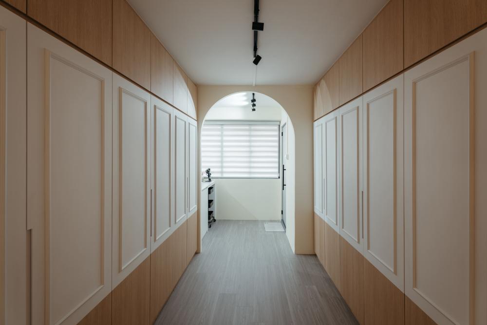 Contemporary Bedroom with Wardrobe and Lighting