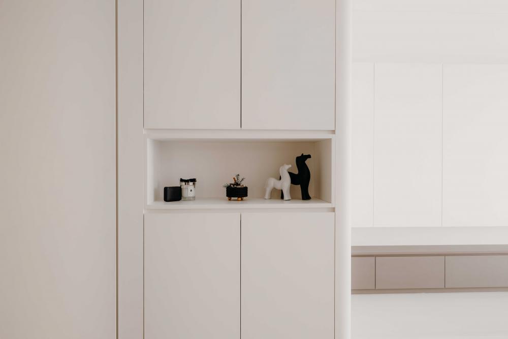 Minimalist Foyer with Artwork and Console Table